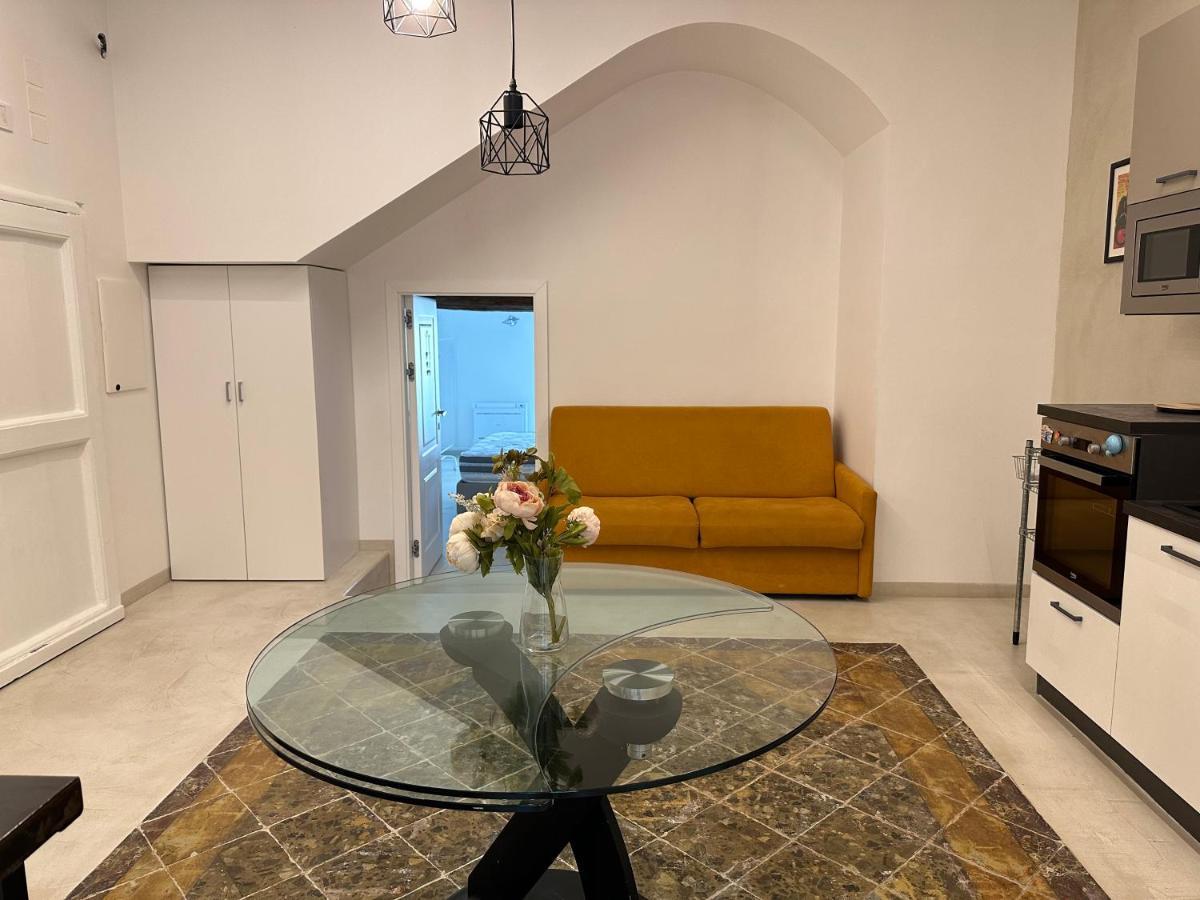 Dal Console - Piazza Bellini - Appartement *